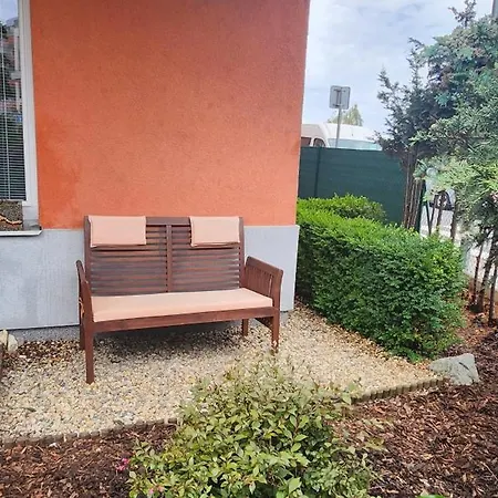 Апартаменты Bastien Near Airport *